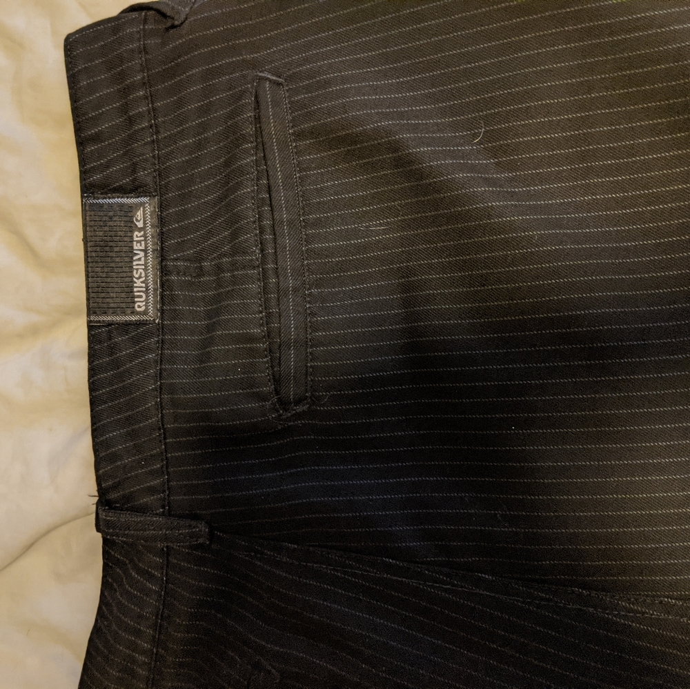 Men's Quicksilver Shorts - Picture 5 of 8